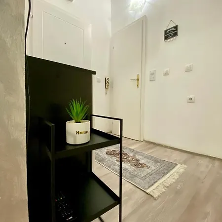 Allegro Free Parking *