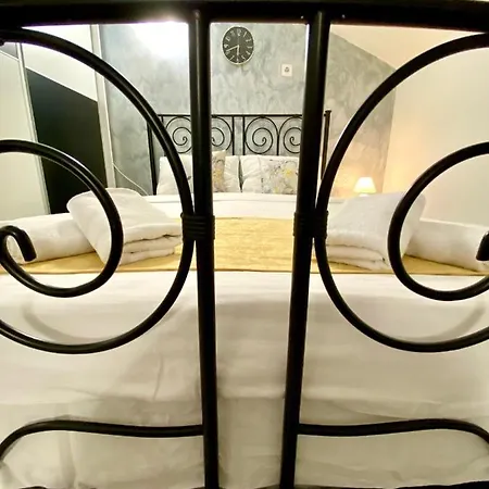 Allegro Free Parking